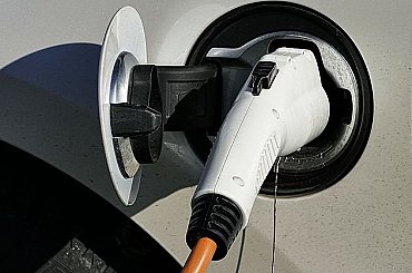 Na Slovensku byla zahájena výstavba obří gigatovárny na baterie