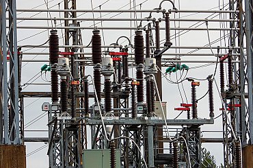 Téměř celý Karlovarský kraj postihl dnes ráno výpadek dodávky elektřiny