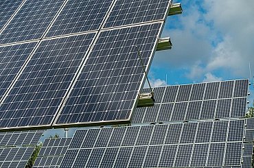 Photon Energy si zajistil půlmiliardový úvěr. Použije jej ke stavbě solárních elektráren v Rumunsku